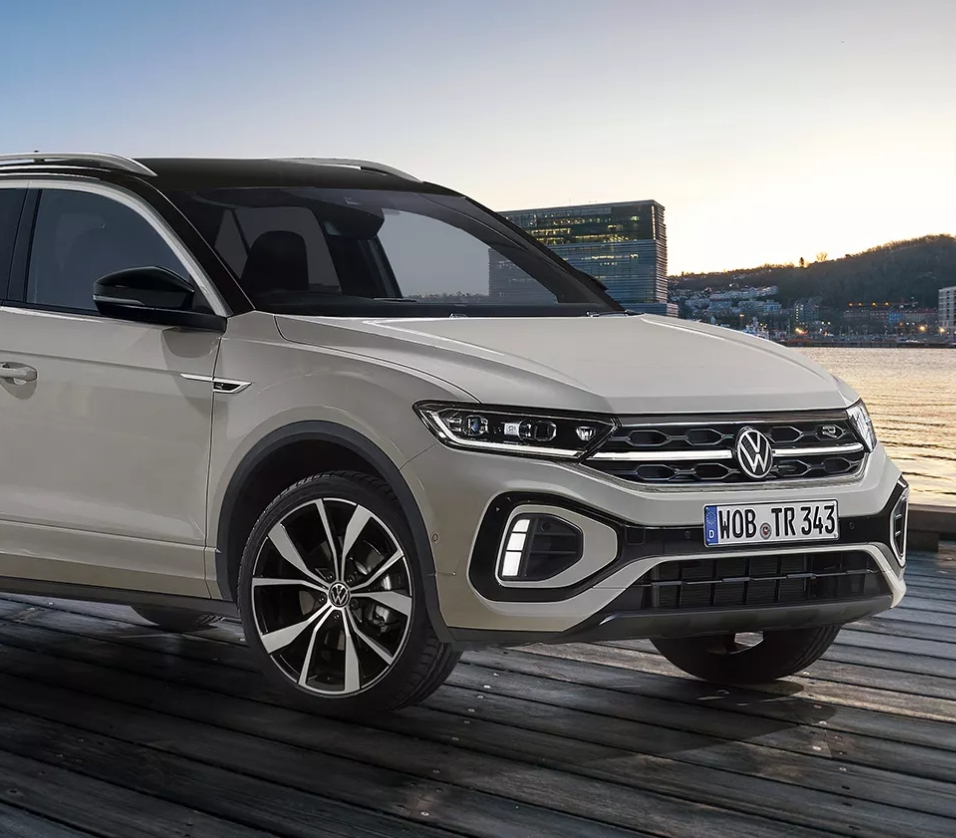 高級品市場 T-Roc | SUV | フォルクスワーゲン公式 タイヤ・ホイール