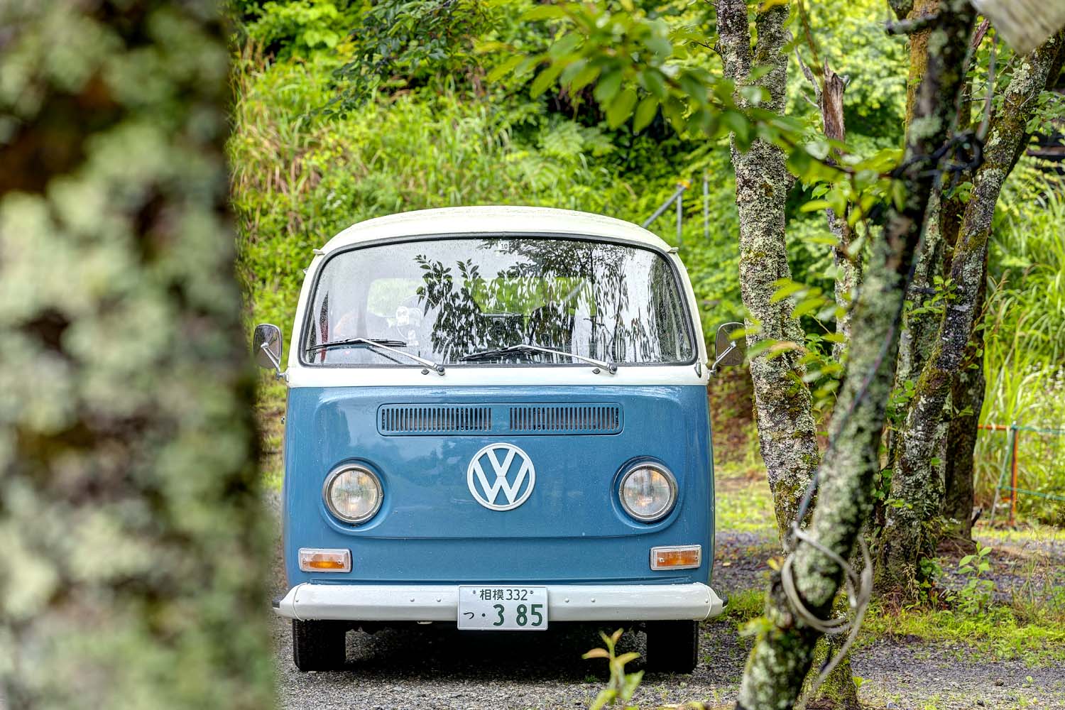 A Life with Volkswagen 50年前のバスで“手仕事”巡りを楽しんでいる  Volkswagen Magazine   フォルクスワーゲン公式